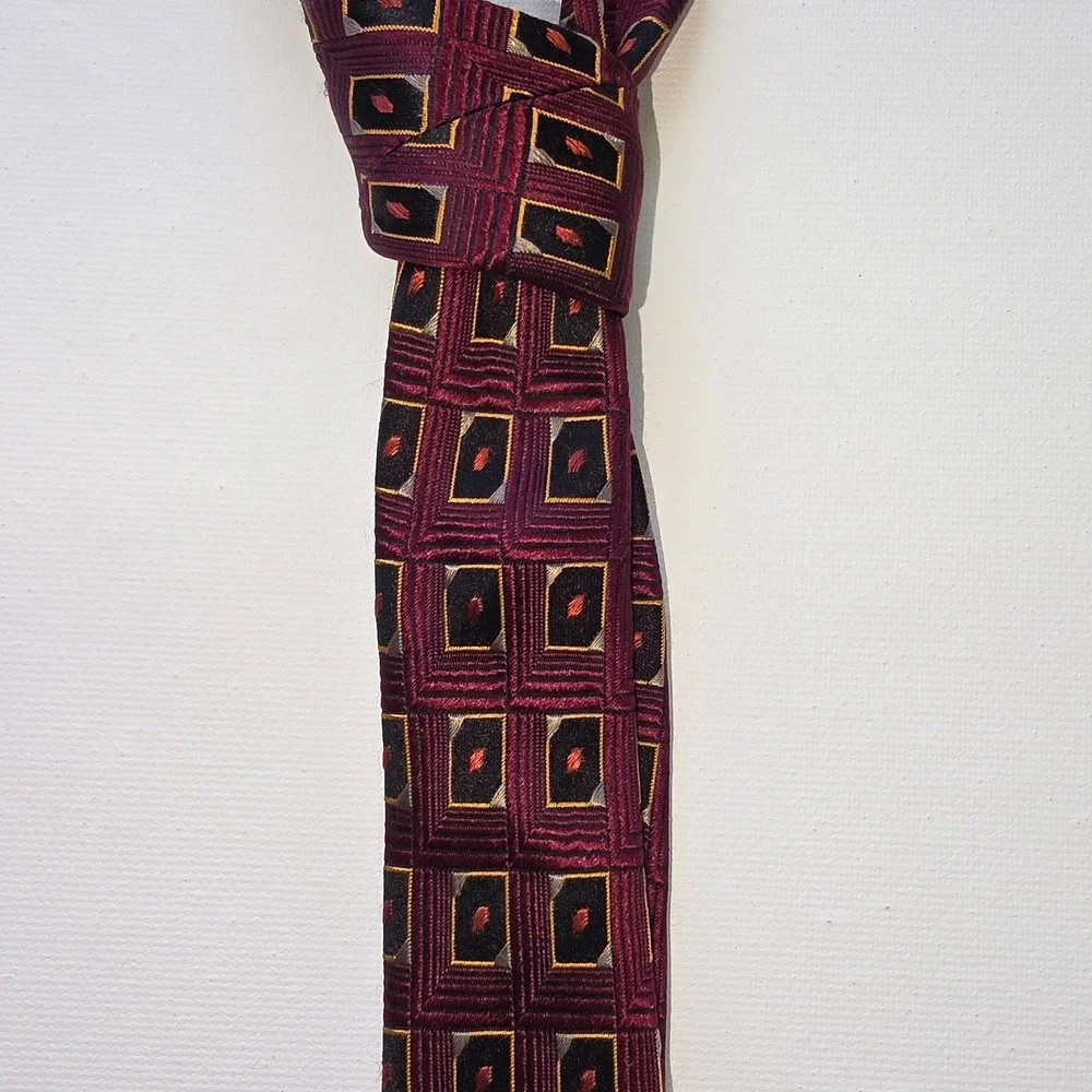 Bocara Men XL Silk Necktie Burgundy Black Gold Geometric Square Pattern Wide Tie